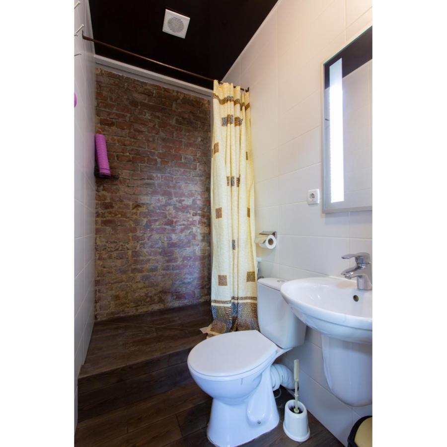Studio Apartments In The City Center Kharkiv Extérieur photo