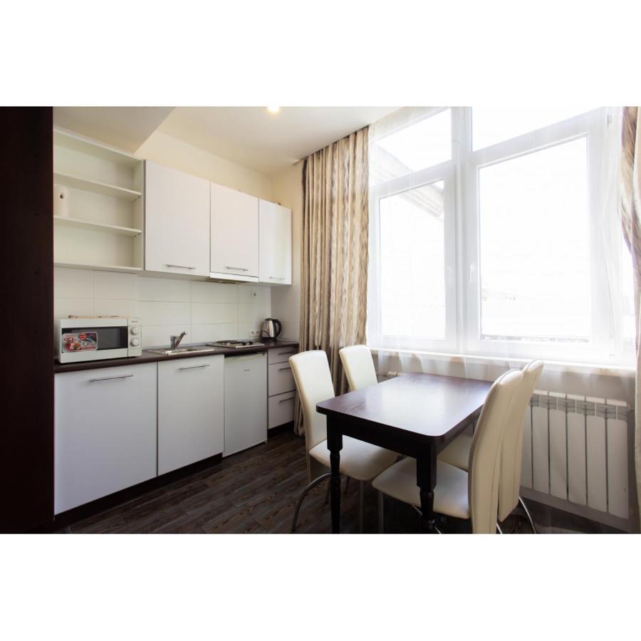 Studio Apartments In The City Center Kharkiv Extérieur photo