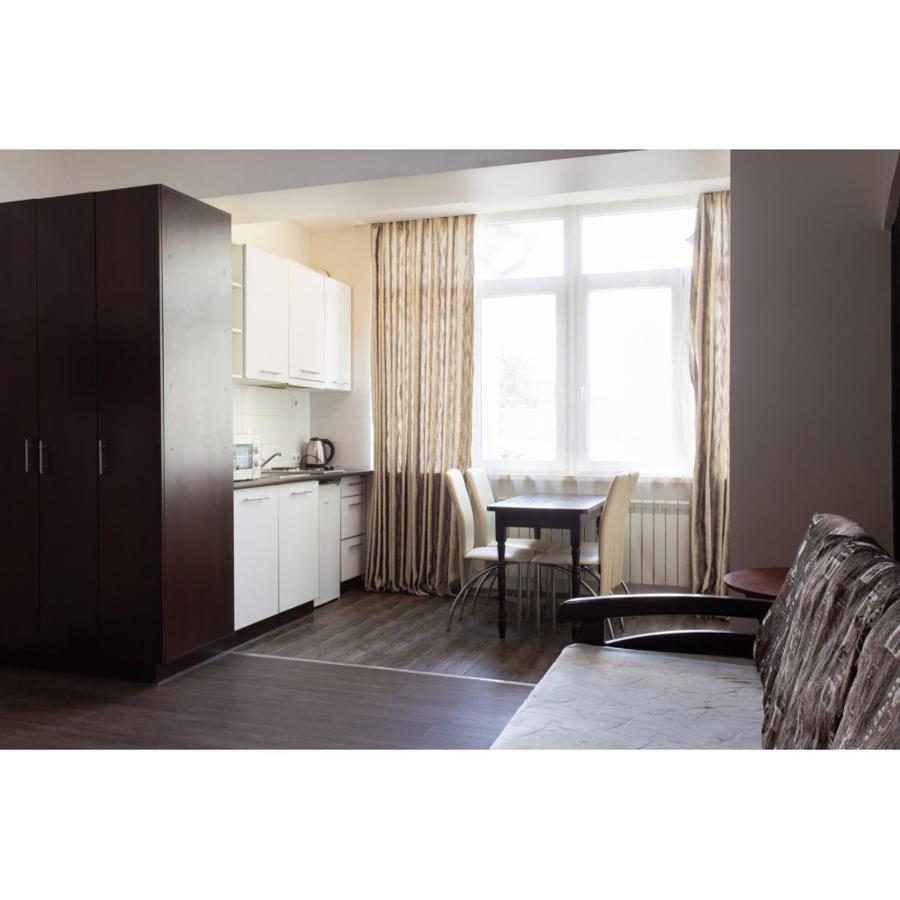 Studio Apartments In The City Center Kharkiv Extérieur photo