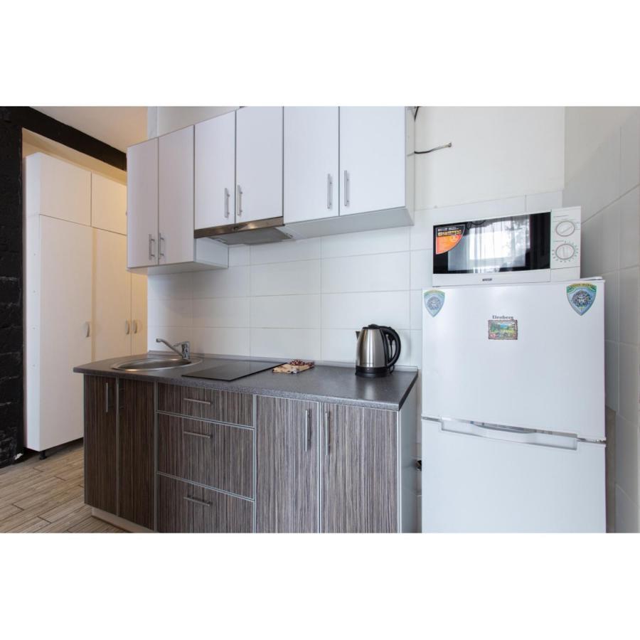 Studio Apartments In The City Center Kharkiv Extérieur photo